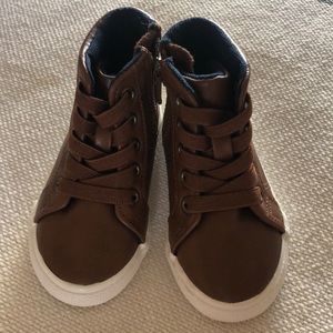 Cat & Jack Brown Leather high top shoes